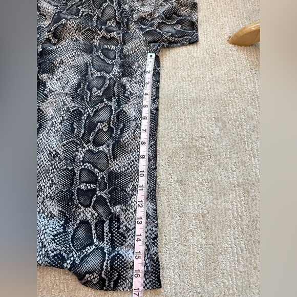 Onia Vacation Snake-Print Coverup Shirt S - Picture 7 of 8